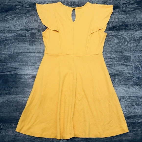 New York & Company Yellow Sz M Dress Ruffle Sleeve Pockets Tunic V- Neck Midi E2 - Picture 2 of 6